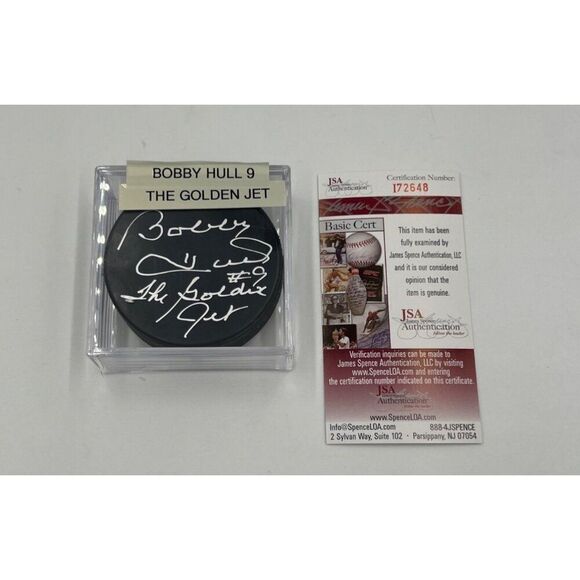 Bobby Hull Autographed Hockey Puck The Golden Jet JSA COA Signed - Picture 1 of 4